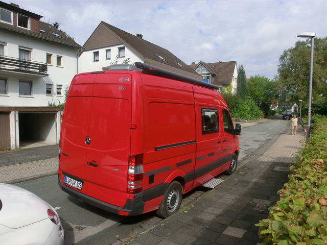 Mercedes Sprinter Kastenwagen rot