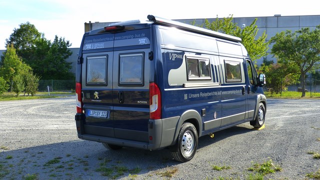 Burow VIP 600 L Peugeot Boxer blau