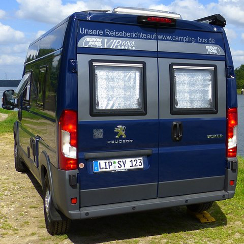 Campingbus Peugeot Boxer Rückseite